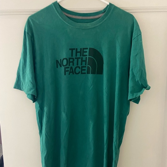 The North Face T-Shirt - Picture 1 of 2